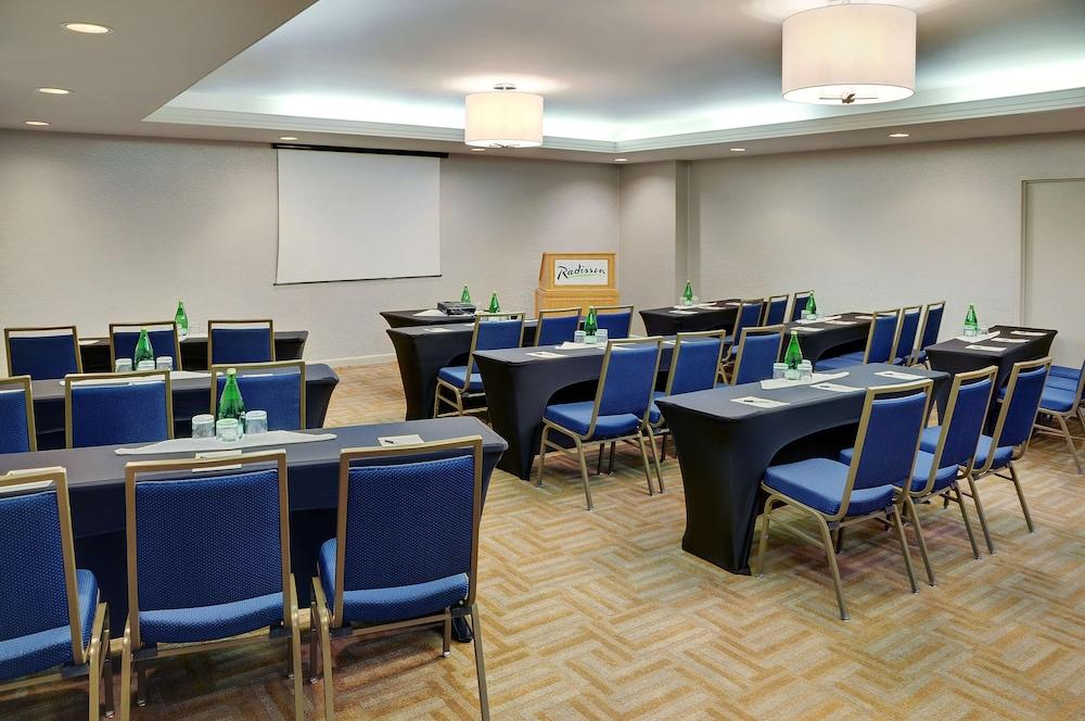Courtyard By Marriott Kitchener 호텔 외부 사진